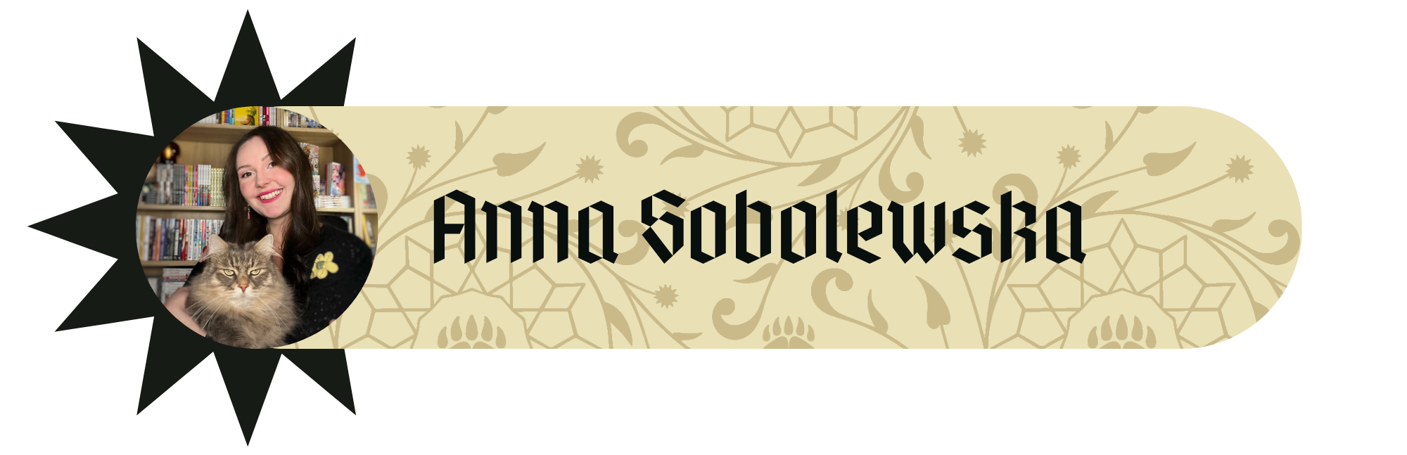 Anna Sobolewska – baner gościa RawiKonu ze zdjęciem uśmiechniętej kobiety z kotem na tle półek z książkami