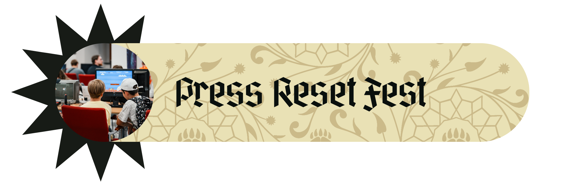 Press Reset Fest – baner gościa RawiKonu ze zdjęciem graczy przy stanowiskach z komputerami i konsolami retro